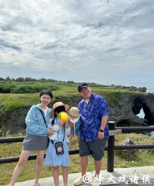 郝劭文回杭州过年！继女搂脖子撒娇太甜，重组家庭真相爱了