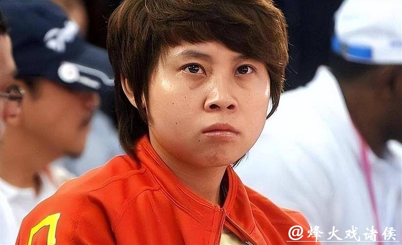 孙龙这个失误,王濛说给所有人上了一课,这话真不假 孙龙这个失误,王濛说给所有人上了一课,这话真不假