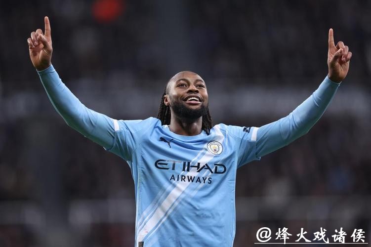 联赛杯-谢尔基破门萨维尼奥建功 曼城2-0晋级四强